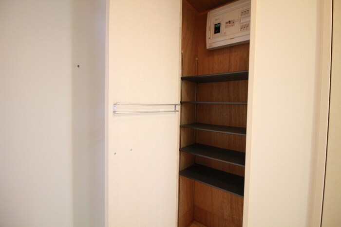 物件内観写真18　(靴箱)