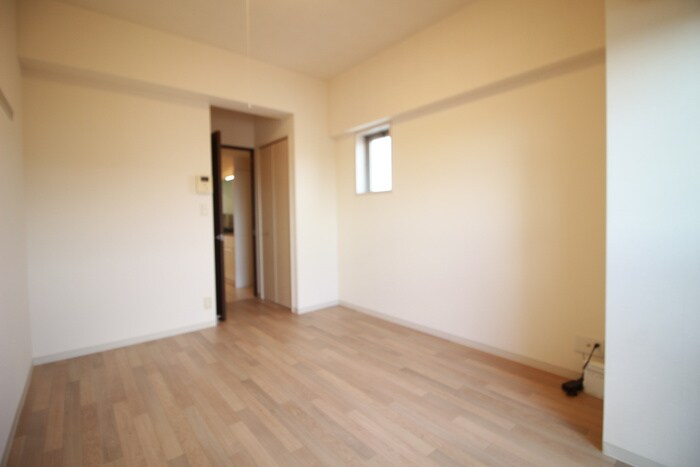 物件内観写真22　(居室)