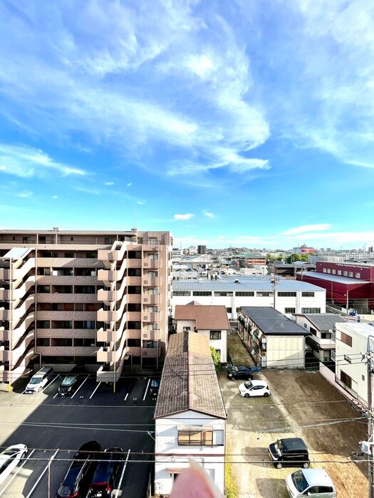 物件内観写真22　(室内からの展望)