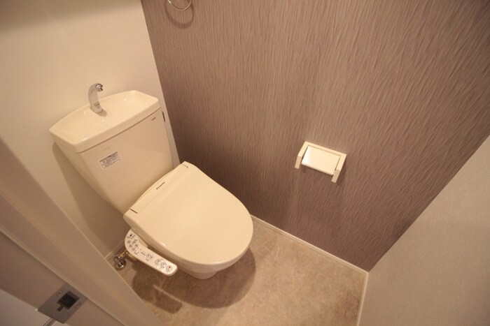 物件内観写真12　(トイレ)