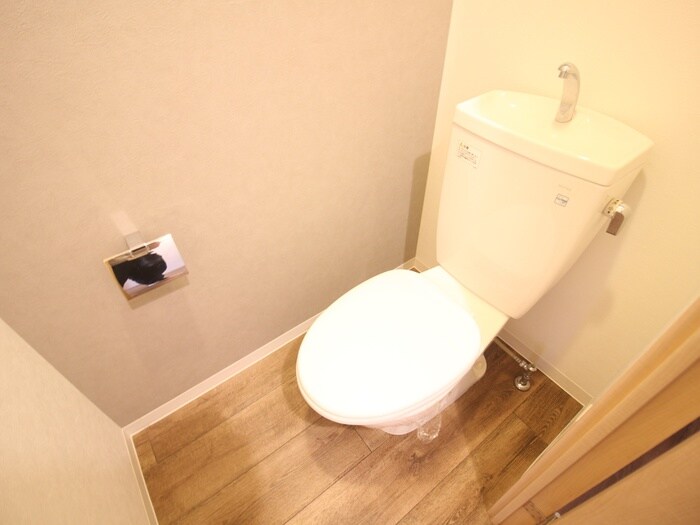 物件内観写真14　(トイレ)