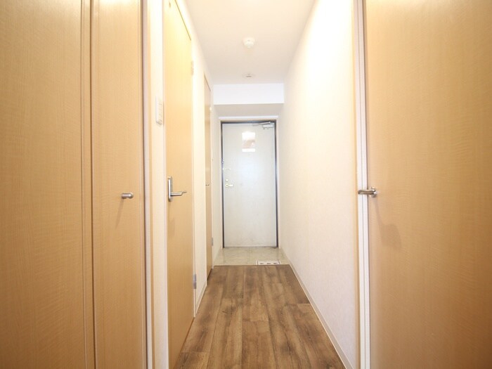 物件内観写真19　(廊下)