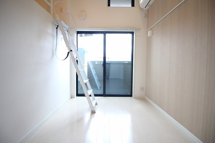 物件内観写真7　(居室)