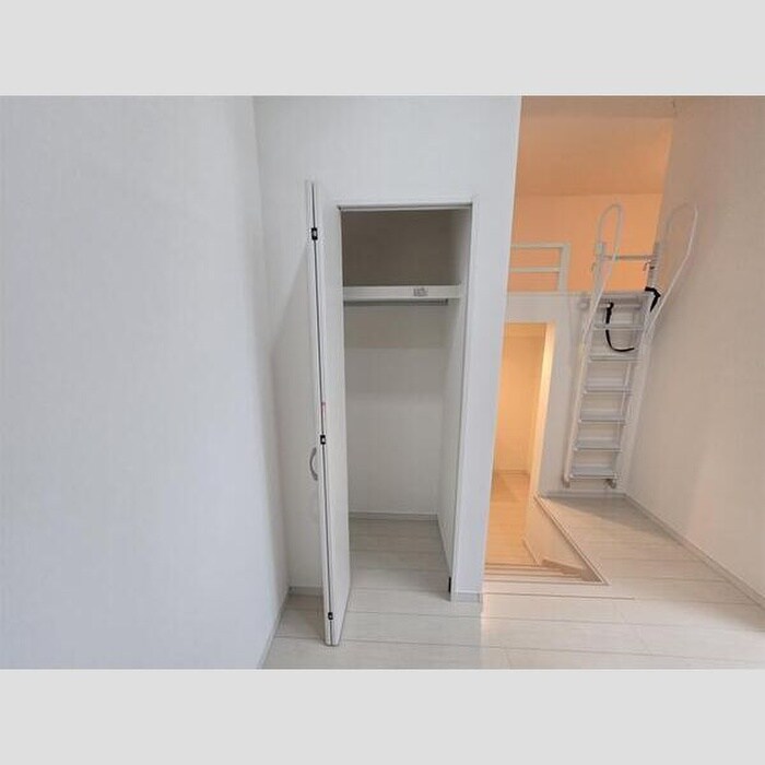 物件内観写真10　(収納)