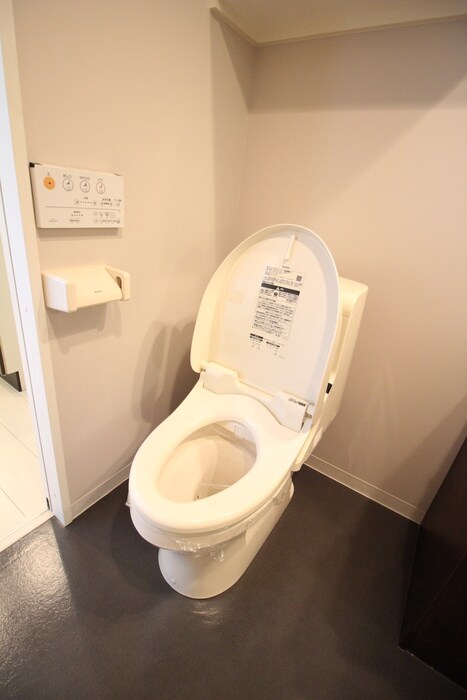 物件内観写真10　(トイレ)