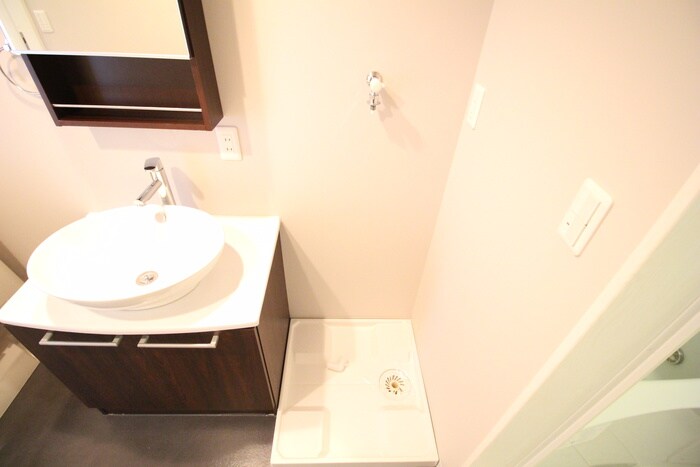 物件内観写真18　(洗濯機置場)