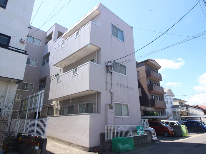 メゾンシエテの外観写真