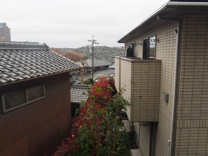 物件内観写真22　(室内からの展望)