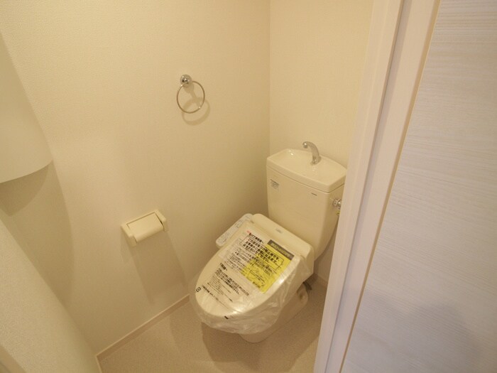物件内観写真9　(トイレ)