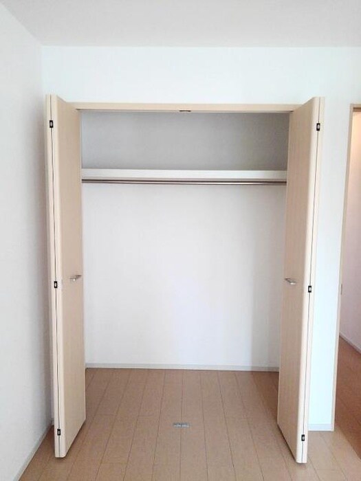 物件内観写真11　(収納)