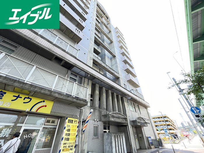 メゾンルピナス