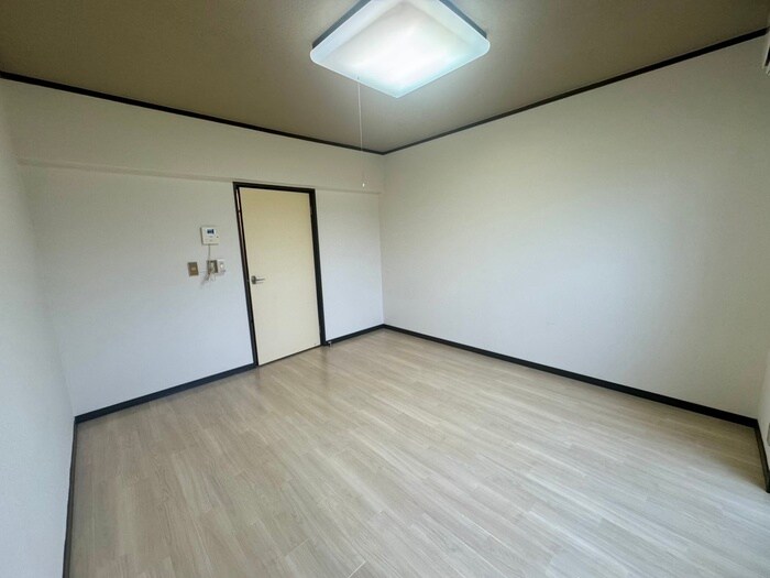 物件内観写真22　(居室)