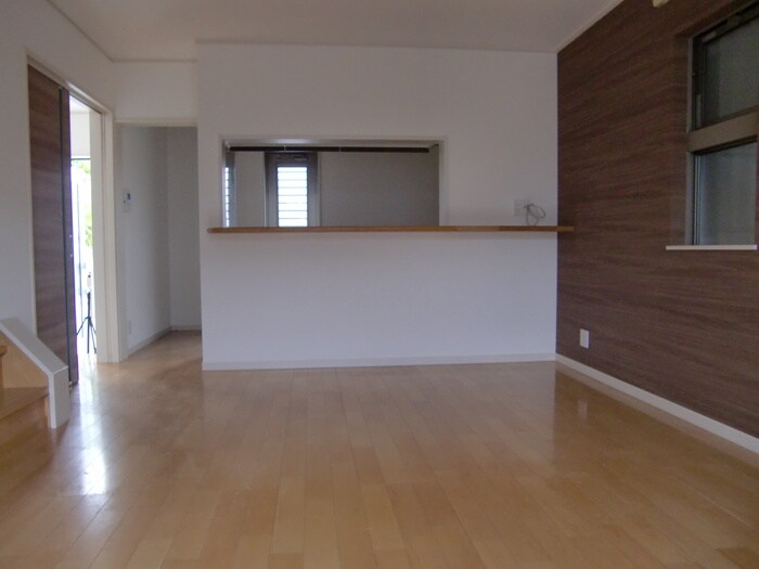 物件内観写真4　(居室)