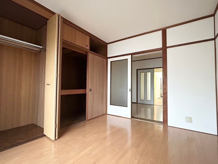 物件内観写真14　(居室)