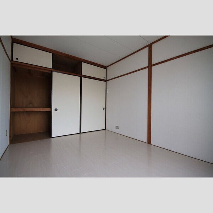 物件内観写真9　(居室)