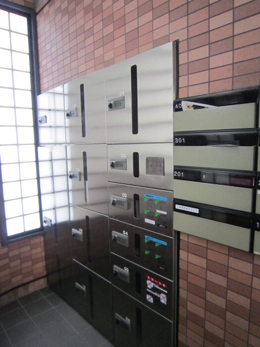 物件外観写真4　(建物設備)