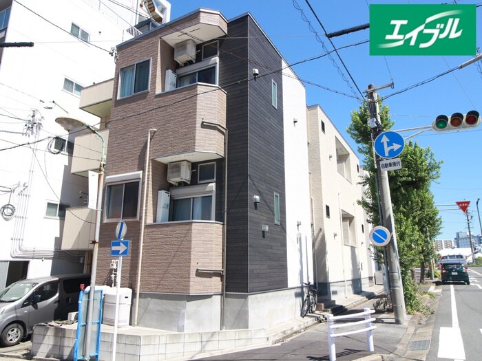 物件外観写真1　(外観写真)