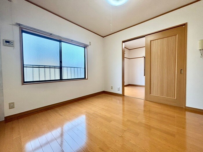 物件内観写真5　(居室)