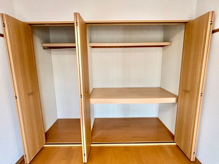 物件内観写真11　(収納)