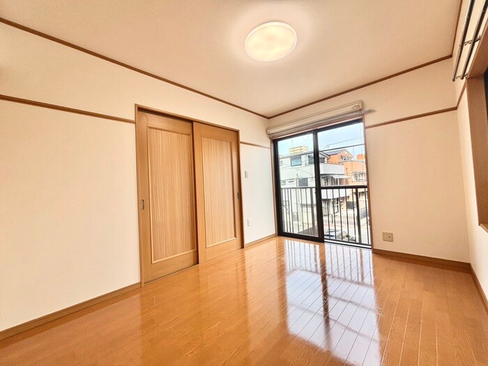 物件内観写真12　(居室)