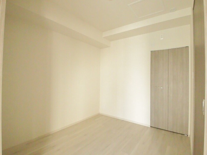 物件内観写真3　(居室)