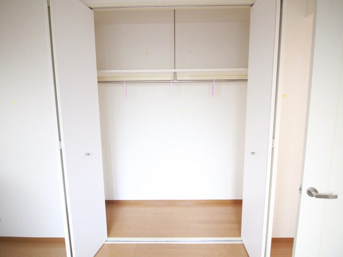 物件内観写真10　(収納)