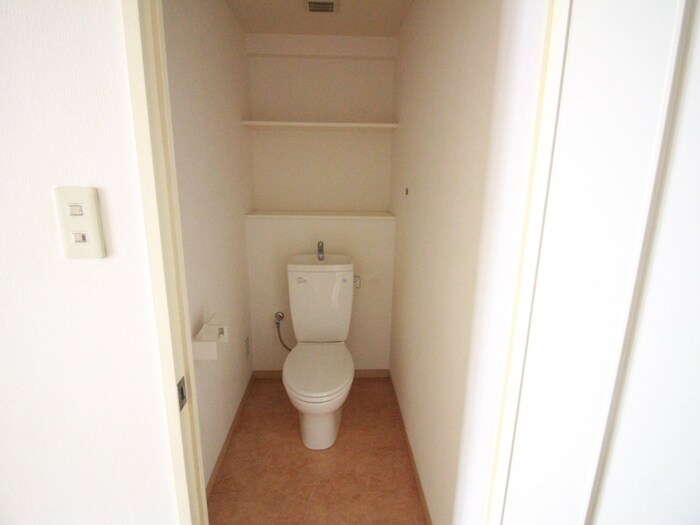 物件内観写真15　(トイレ)