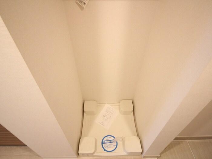 物件内観写真11　(洗濯機置場)