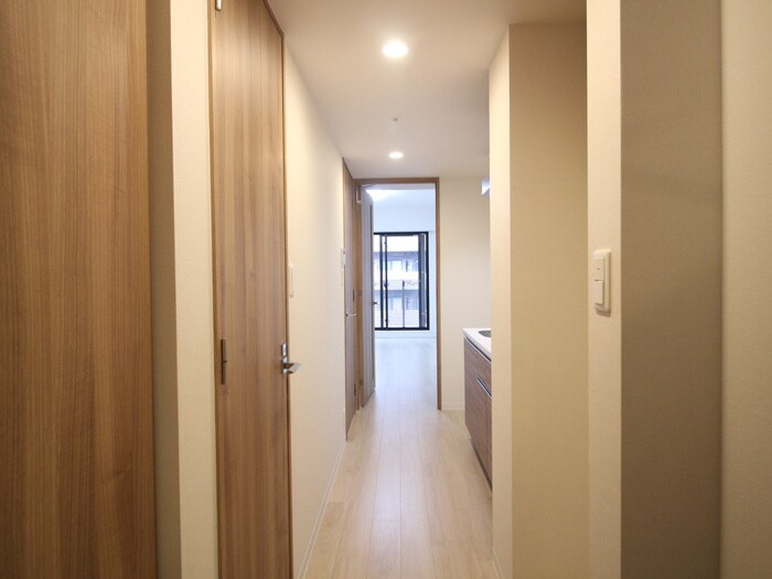 物件内観写真18　(廊下)