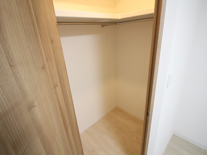 物件内観写真20　(収納)