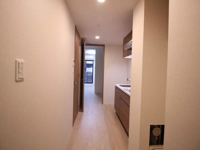 物件内観写真20　(廊下)
