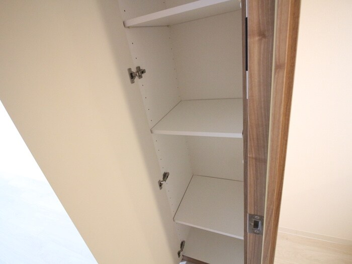 物件内観写真21　(収納)