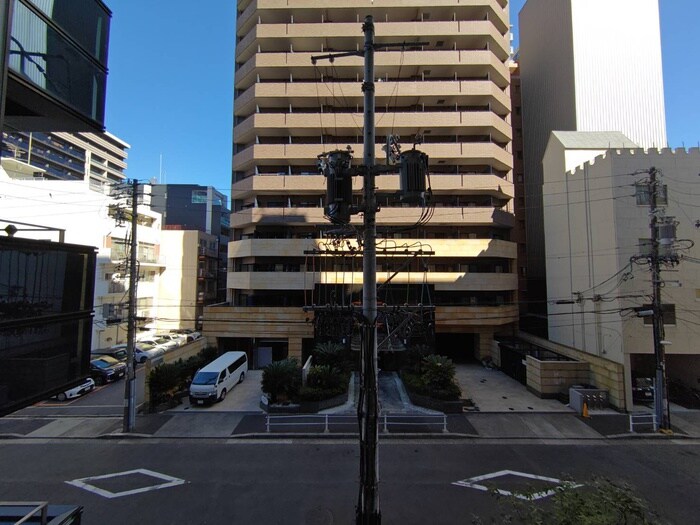 物件内観写真22　(室内からの展望)