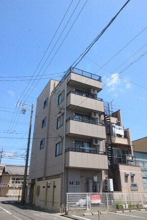 本陣通ビル外観写真