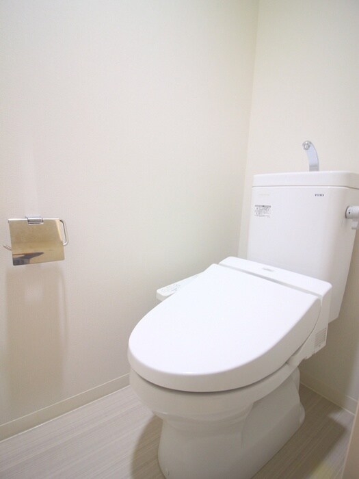 物件内観写真12　(トイレ)