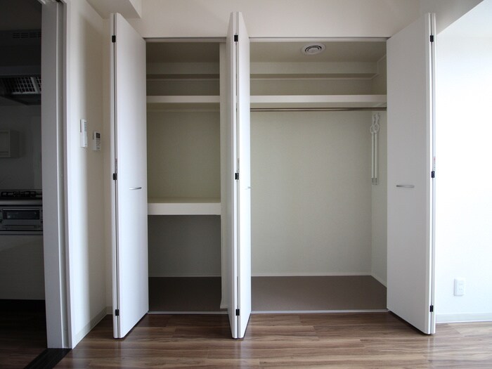 物件内観写真13　(収納)