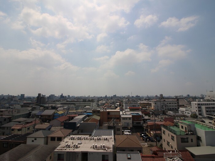 物件内観写真16　(室内からの展望)