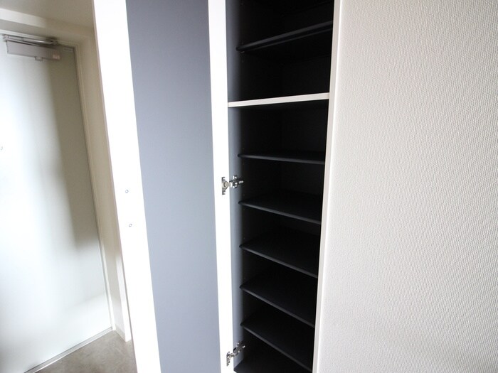 物件内観写真17　(靴箱)