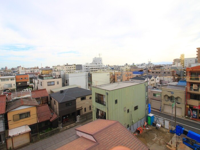 物件内観写真22　(室内からの展望)