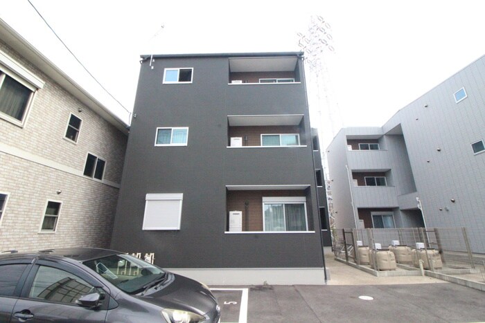 物件外観写真2　(外観写真)