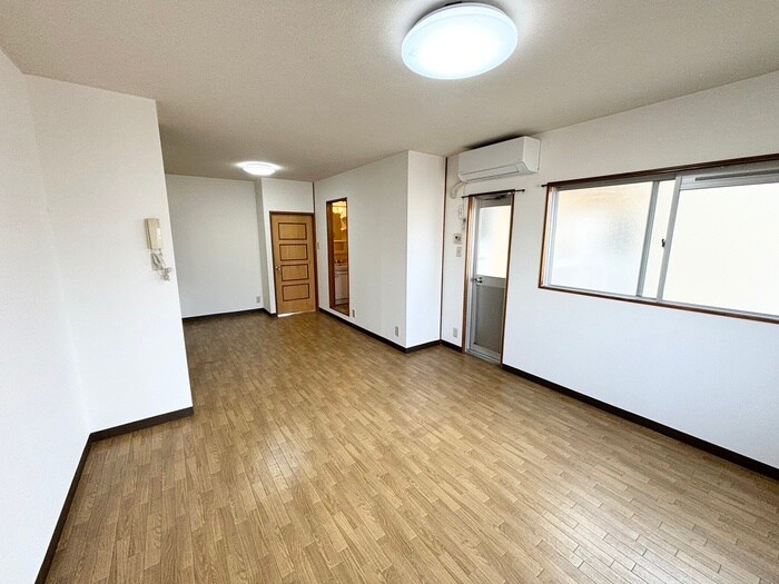 物件内観写真7　(居室)