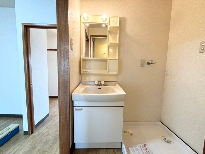 物件内観写真11　(洗面)