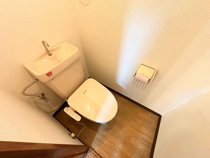 物件内観写真14　(トイレ)