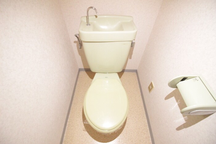 物件内観写真14　(トイレ)