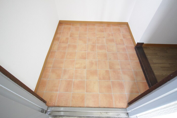 物件内観写真19　(玄関)