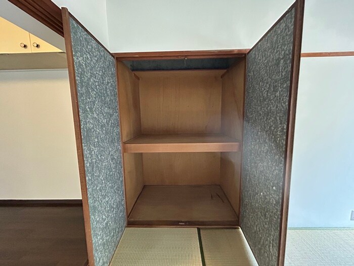 物件内観写真9　(収納)