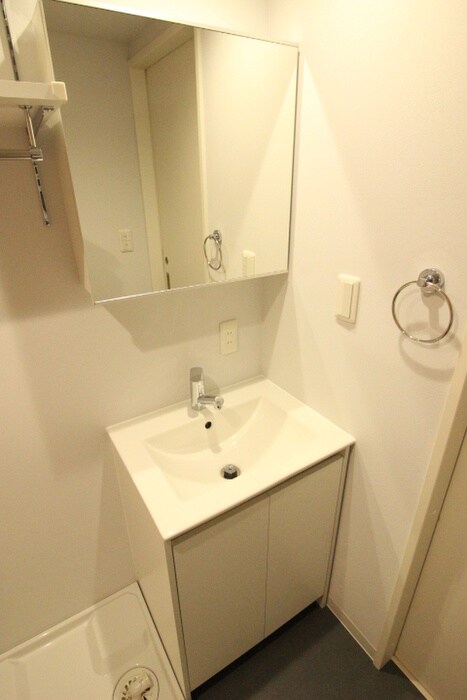 物件内観写真15　(洗面)