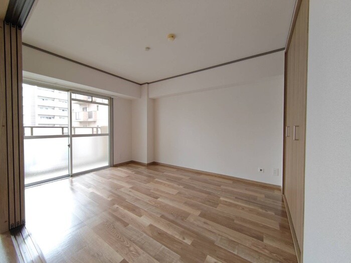 物件内観写真9　(居室)