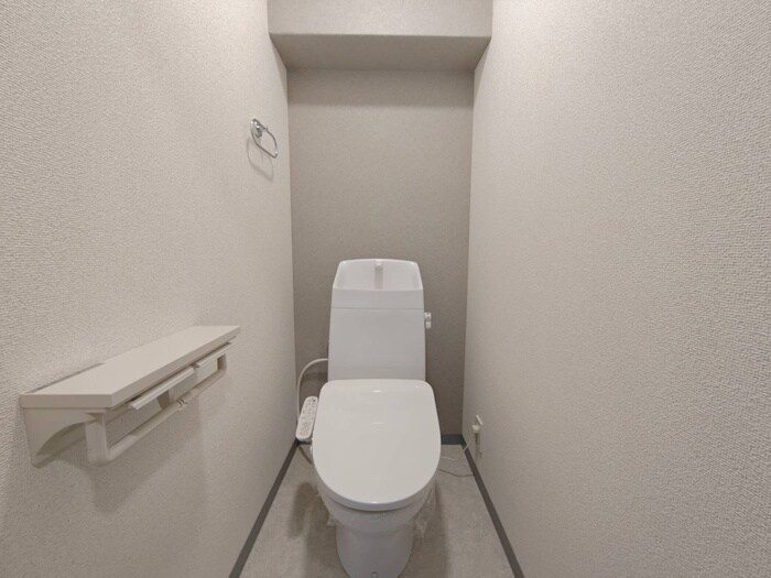 物件内観写真14　(トイレ)