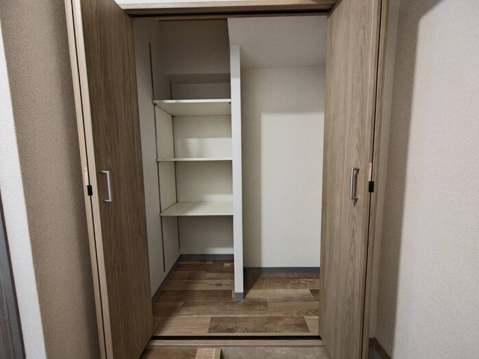 物件内観写真19　(靴箱)
